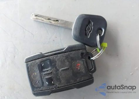 2015 Chevrolet Silverado 1500 1Lt from USA, damaged, VIN 3GCUKREC6FG330300